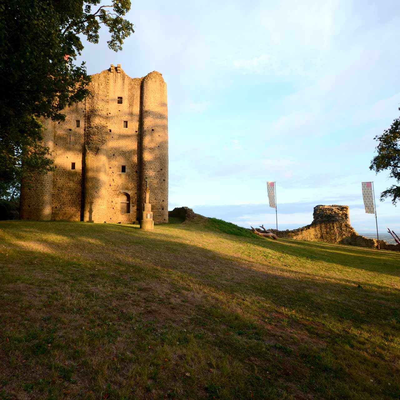 Donjon médiéval de Pouzauges