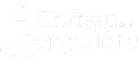 Logo en blanc du Château de la bergelière situé à la Flocellière
